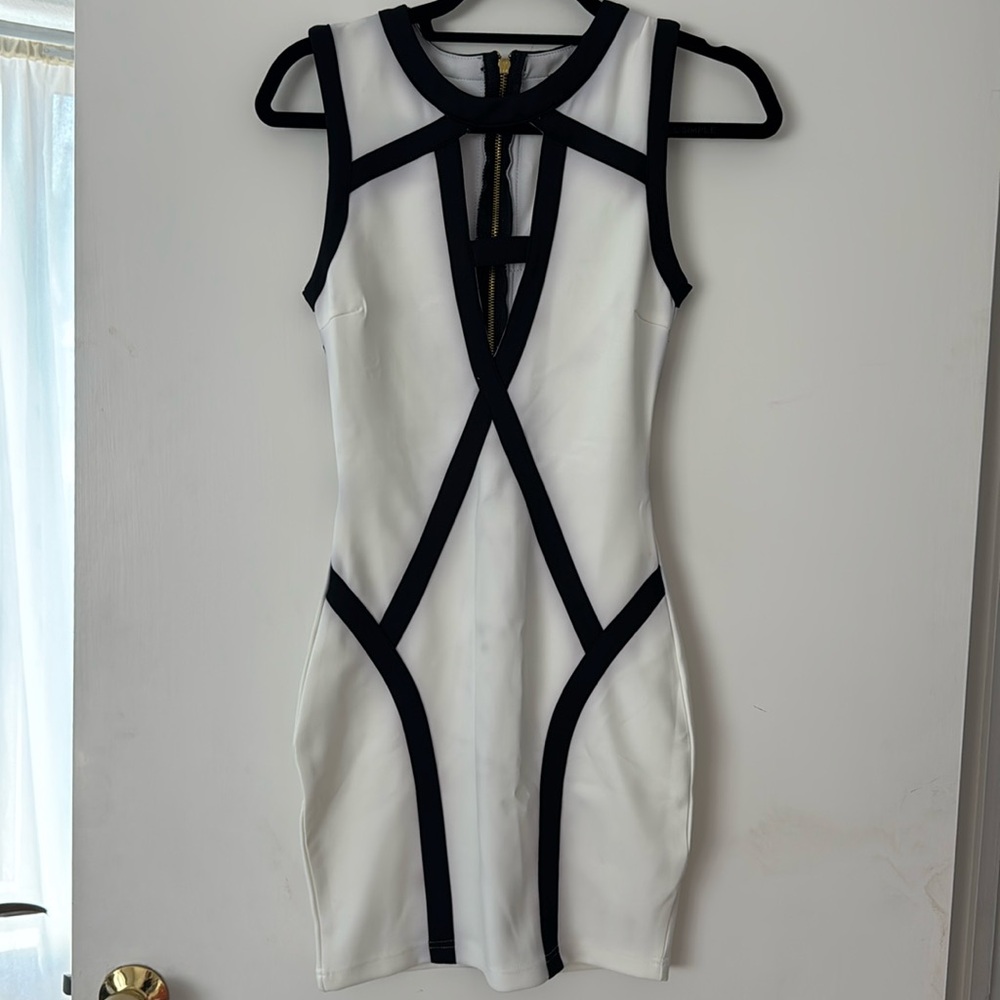 Tobi Black and White Geometric Mini Dress